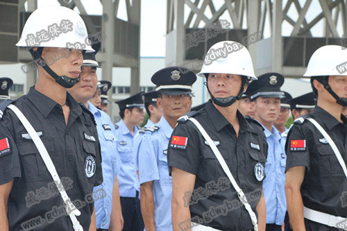 東莞望牛墩保安服務公司保安凌晨救火 護住戶平安